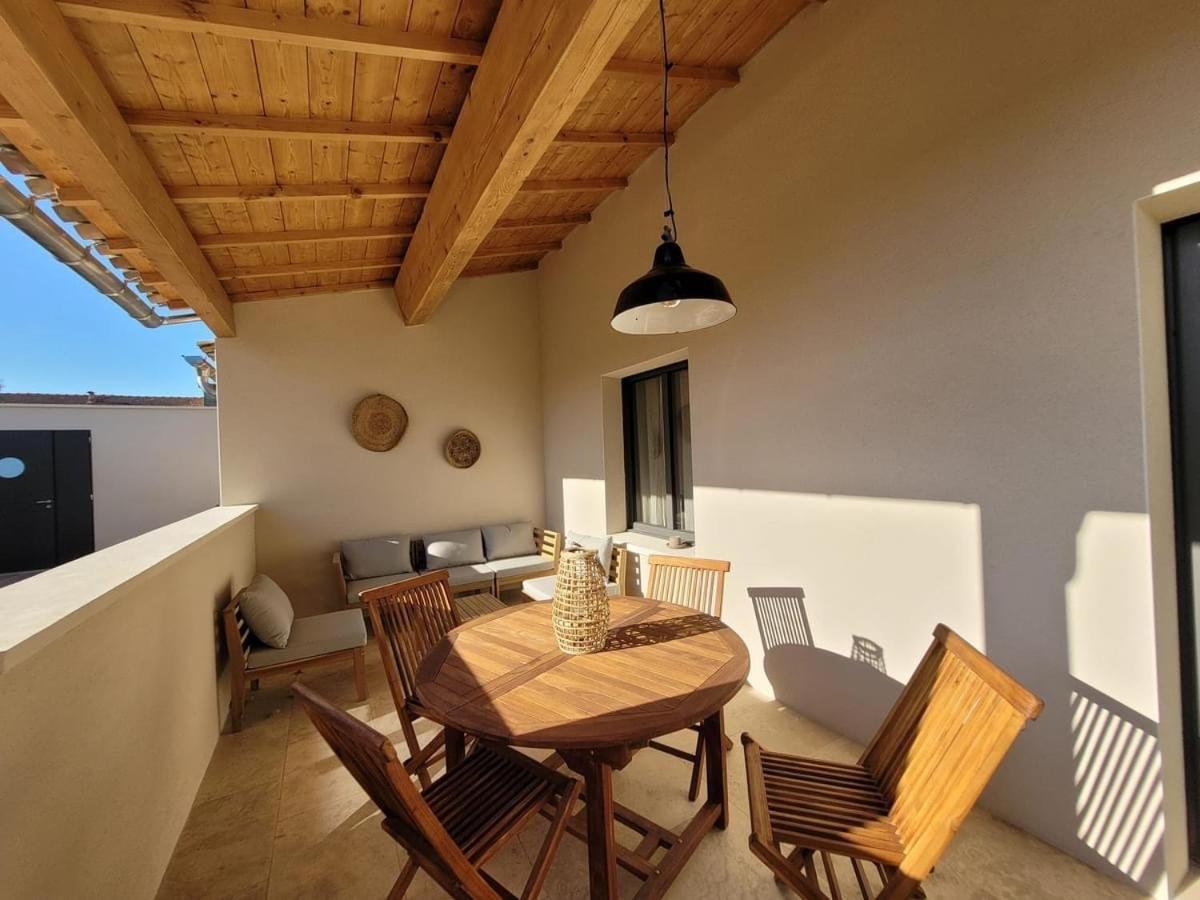 Les Logis De Cocagne Apartment Saint-Remy-de-Provence Luaran gambar